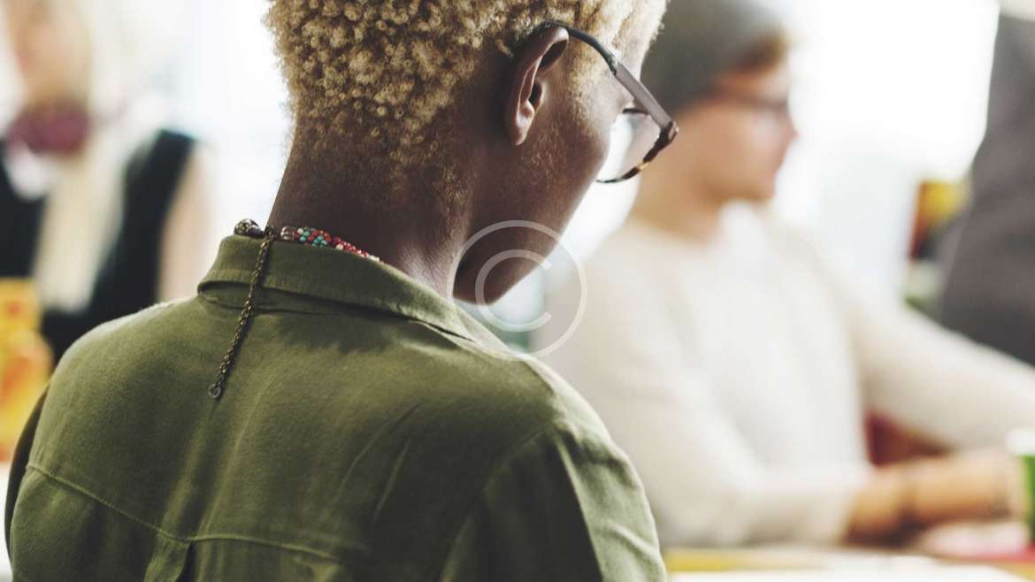 Recepción 8AM – 10PM